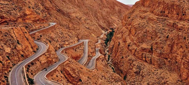 Lugares para visitar Marruecos en Moto. De camino a Ouarzazate