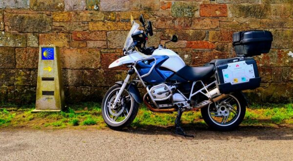 etapas del camino de santiago frances en moto